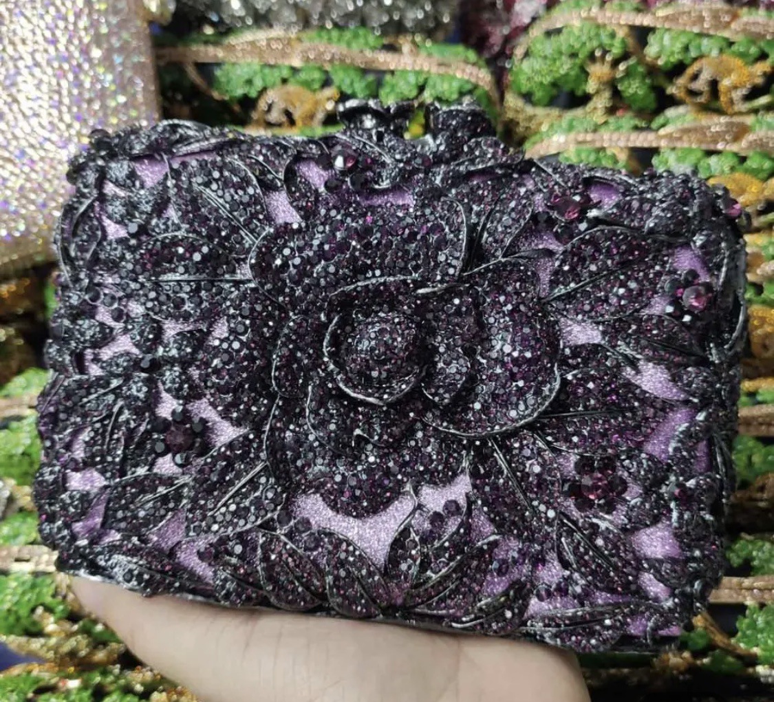 Selección estricta de diamantes transfronterizos bolsas de cena rosa pastel hueco bolsas de mujer bolsas de diamantes llenas bolsas de mano bolsas de vestido