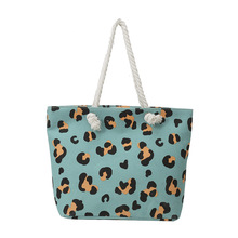 �羳�¿����Ů�����������K�� �r�аٴ�μ����e��ͨ�����ذ�