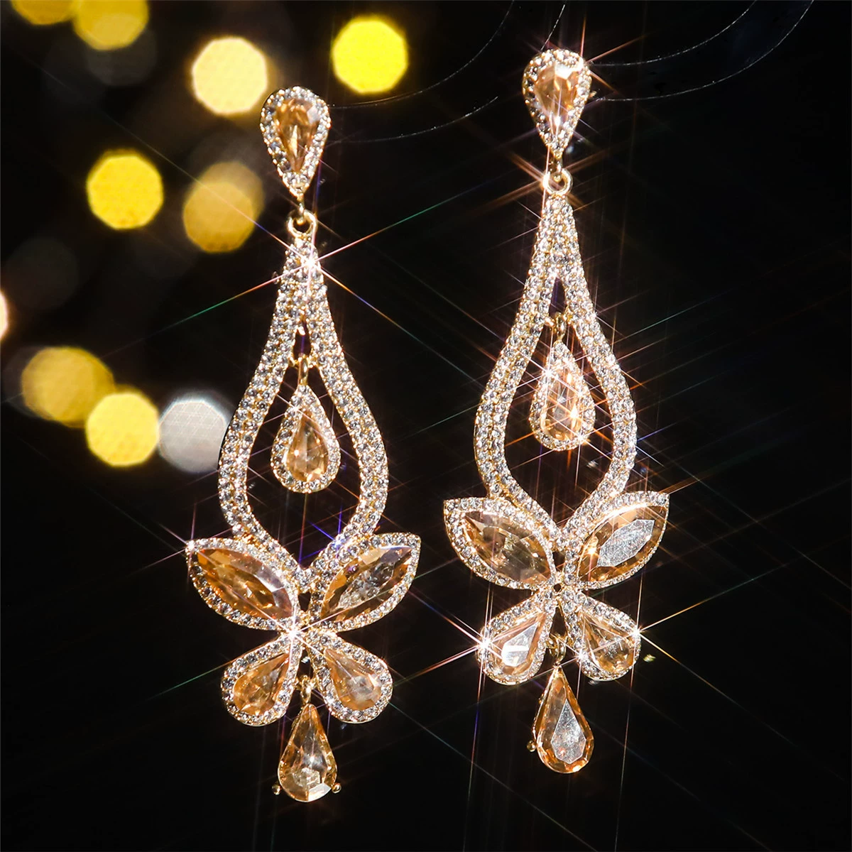 European and American cross -border luxury temperament glass rhinestone ears women with exaggerated water drop earrings earrings earrings