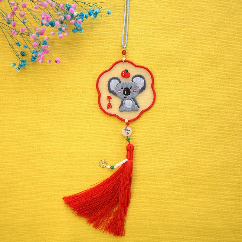 Hilo transparente hecho a mano colgante de doble cara bordado DIY paquete de material bolsita Lu Bordado estilo antiguo bolsita de punto de cruz adornos de coches