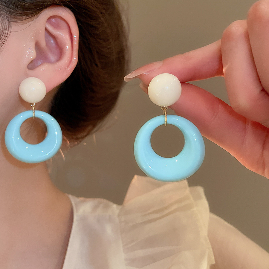 Pendientes de flores de color dopamina de verano Pendientes de todo fósforo de nicho fresco Pendientes de lujo de alta gama de moda al por mayor