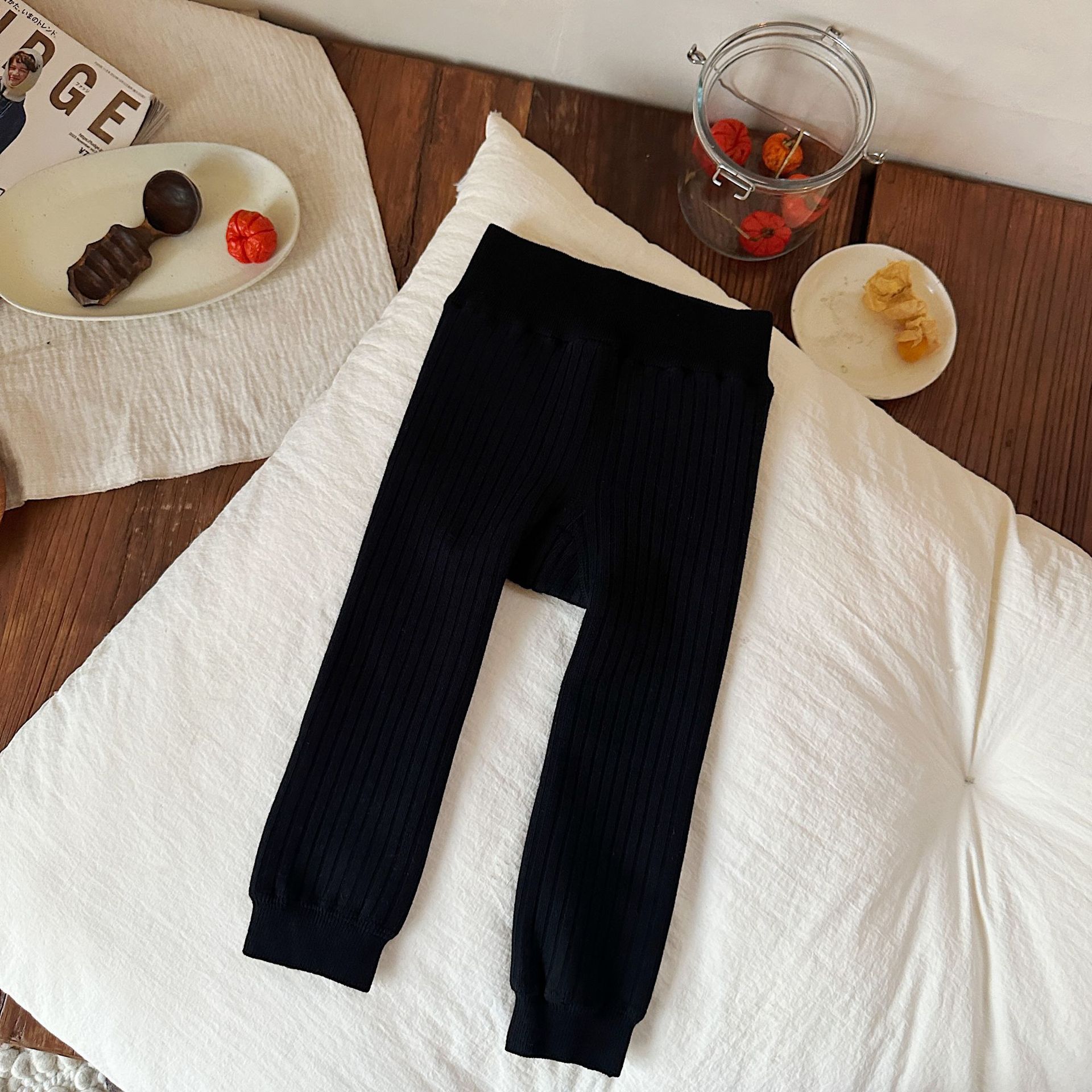 Leggings de bebé de caña de pera nuevo estilo exterior más terciopelo grueso otoño e invierno leggings de bebé calcetines pantalones calientes para niños ropa de invierno