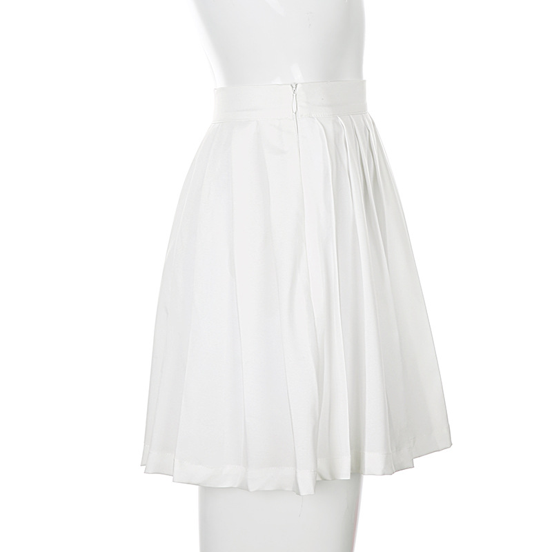 Dames plooirok met letterborduursel voor streetstyle_voghion.com