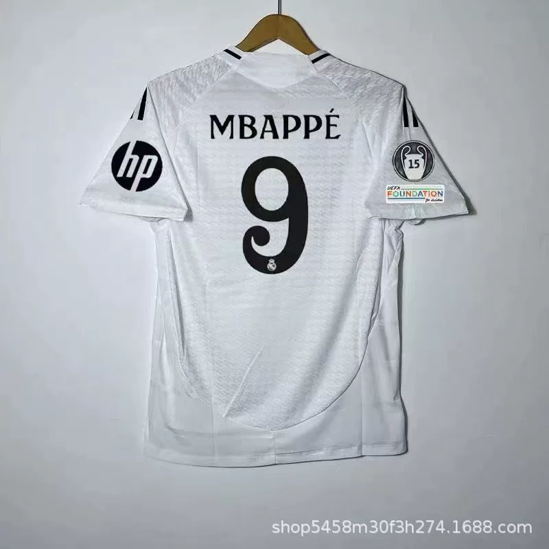 Футболка сборной Реал Мадрид по футболу 2425 тайский вариант с номером 9 Mbappé №7 Винисиус №10 Модрич