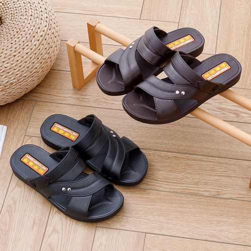 Autumn and summer casual, comfortable and trendy buckle PVC flip-flops, daily outdoor flat beach plastic sandals
