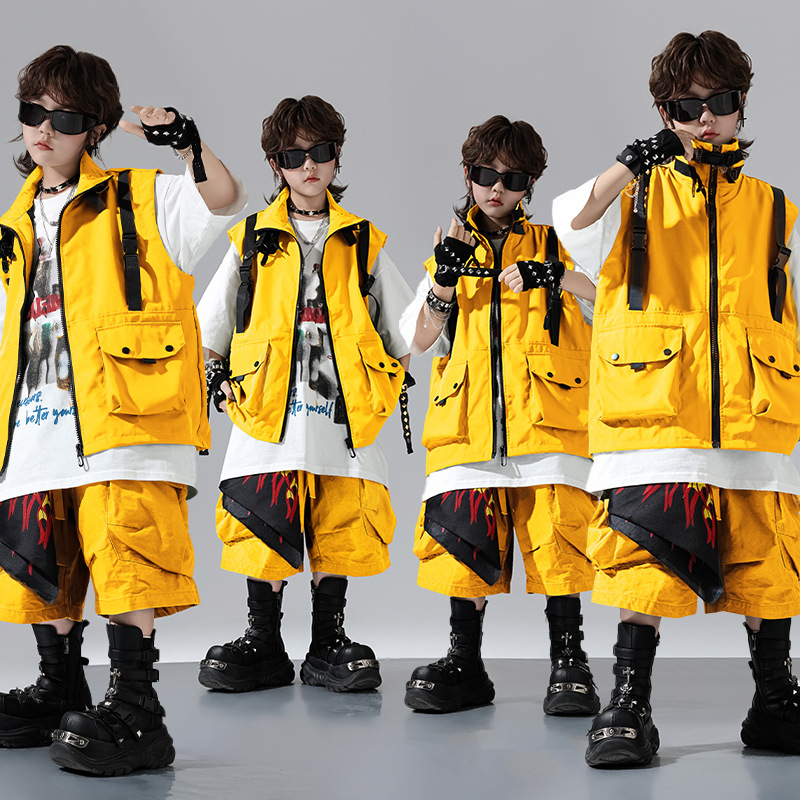 Children's street dance fashion, hip-hop, jazz dance performance costumes for boys and girls, trendy and cool show outfits.