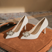 6685-10法式高跟鞋仙女風歐洲戰百搭綢緞小清新少女金屬扣單鞋子