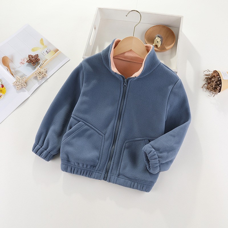 Otoño y invierno nuevo abrigo infantil de terciopelo de granos, niños y niñas, bebés con chaqueta de terciopelo caliente, ropa de invierno de terciopelo de doble cara para niños