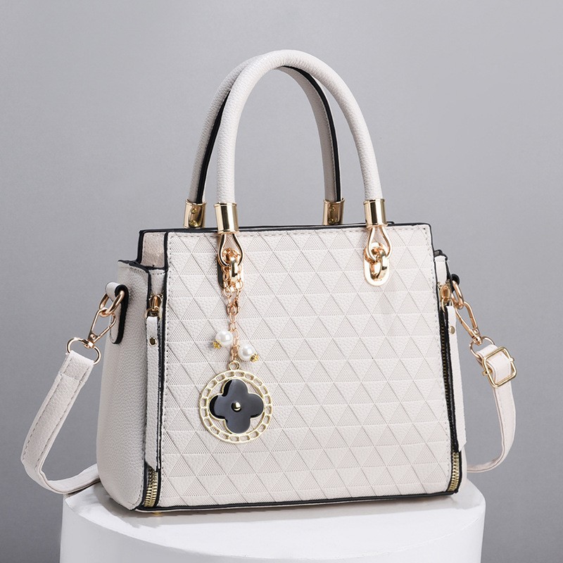 Bolsos de mujer 2024 primavera nuevo bolso de mujer de gran capacidad moda atmósfera textura simple bolso de mensajero de un solo hombro