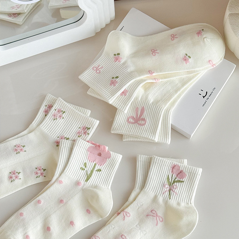 Women's Autumn and Winter Short Socks Cute Japanese Versatile Pink Floral Polka Dot Bowknot White Ankle Socks