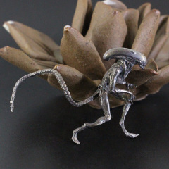 真鍮の純黒異形犬の手は模型の小さい置物の机の事務室の装飾の工芸品のアイデアの個性のおもちゃを作ります。