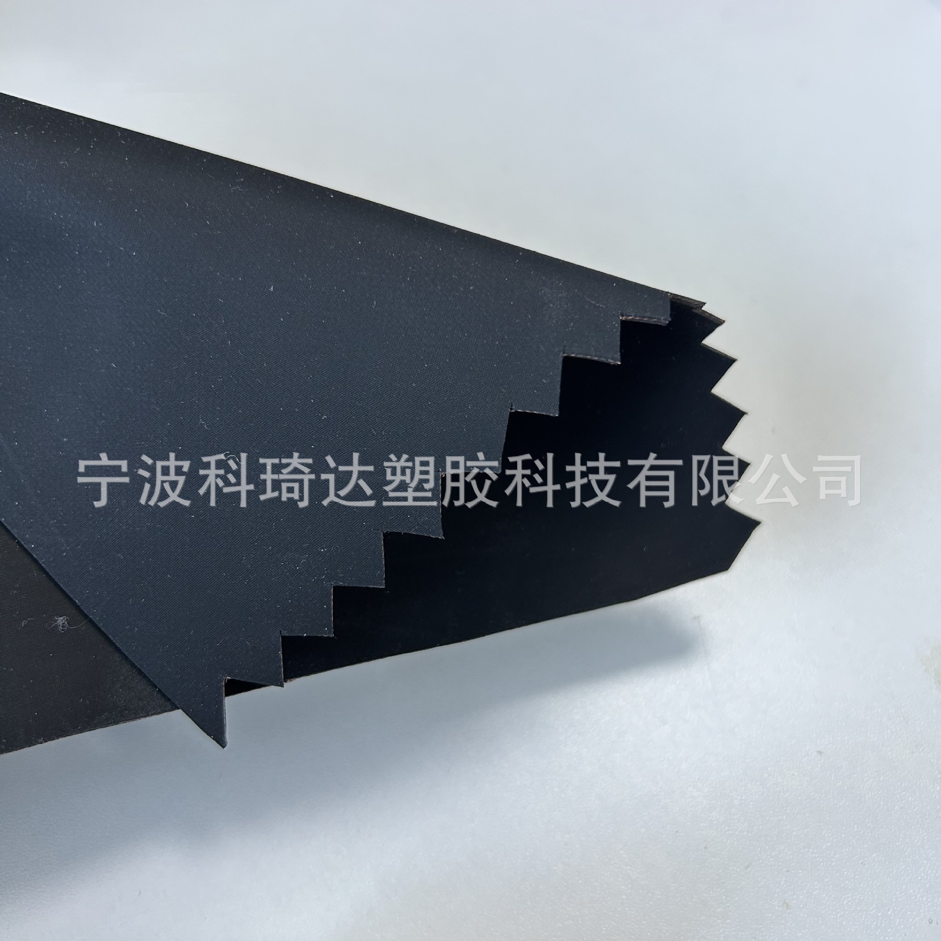 防火黑色橡胶涂层布 0.7毫米海波龙橡胶夹网布