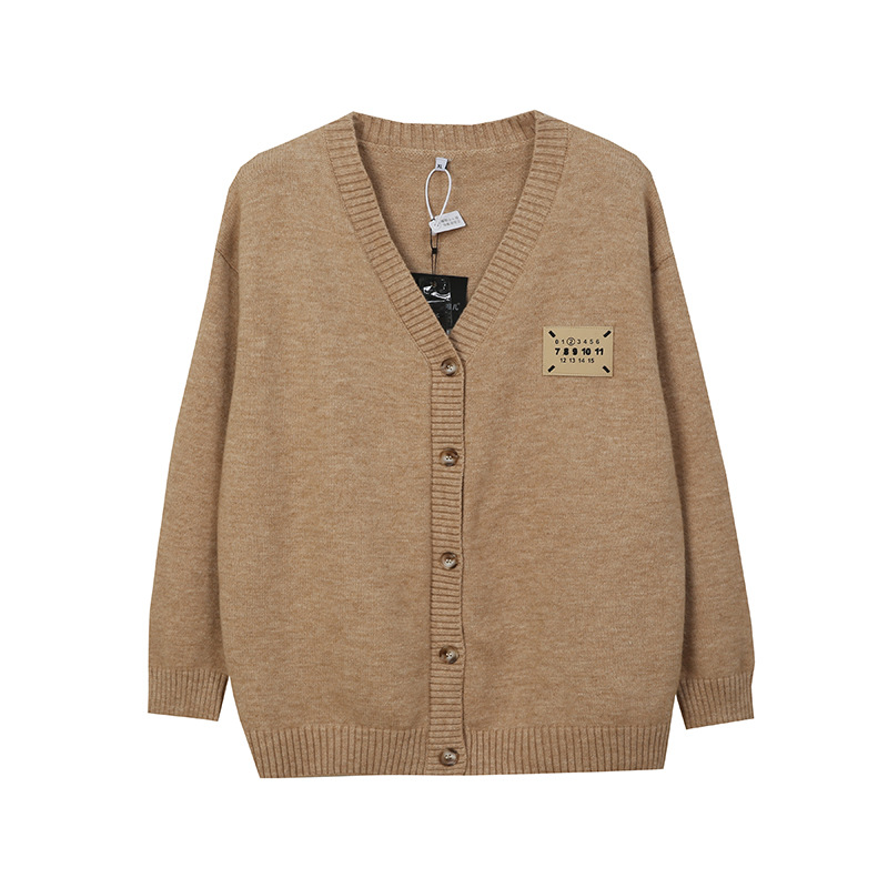  秋  XL-3XL 大きいサイズ カーディガン