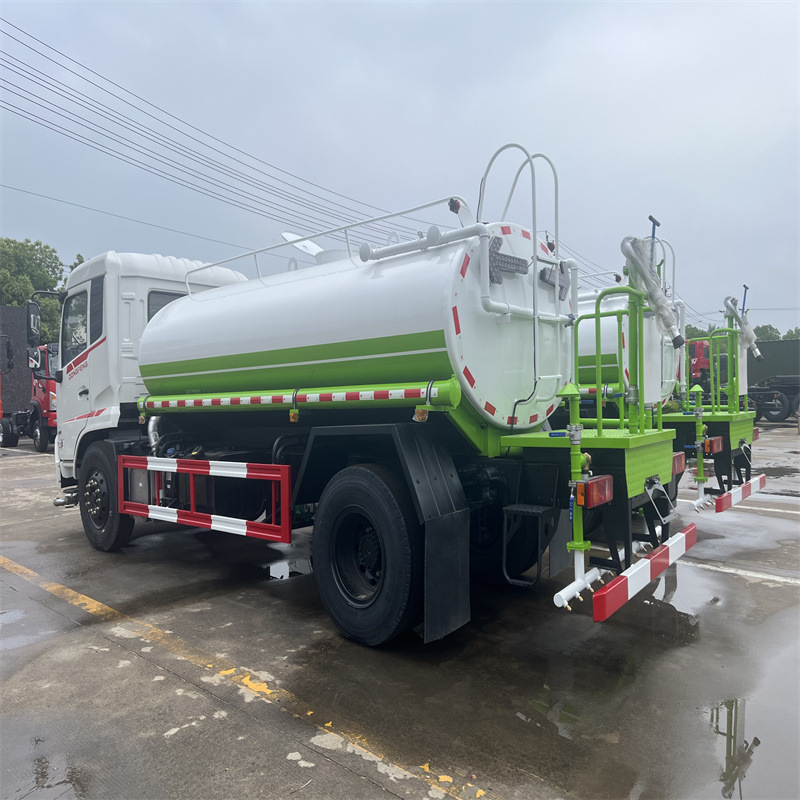 Exported to Saudi Arabia and the United Arab Emirates Sprinkler Truck, Stainless Steel Water Transport Truck, Greening Spray Truck with Gcc Ottc Certification