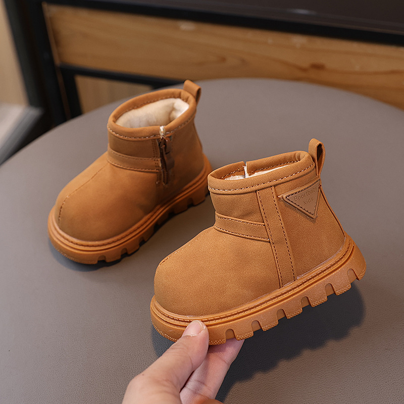 Invierno nuevo calentamiento de algodón botas cortas para niños de 1 - 2 - 3 años de edad con botas de nieve de lana.