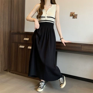条纹无袖背心针织连衣裙2024新款夏季女设计感收腰艺术感裙子