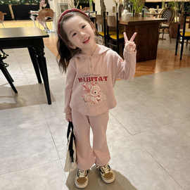 女童秋装2025新款儿童洋气小女孩连帽卫衣兔子女宝宝秋季时髦套装