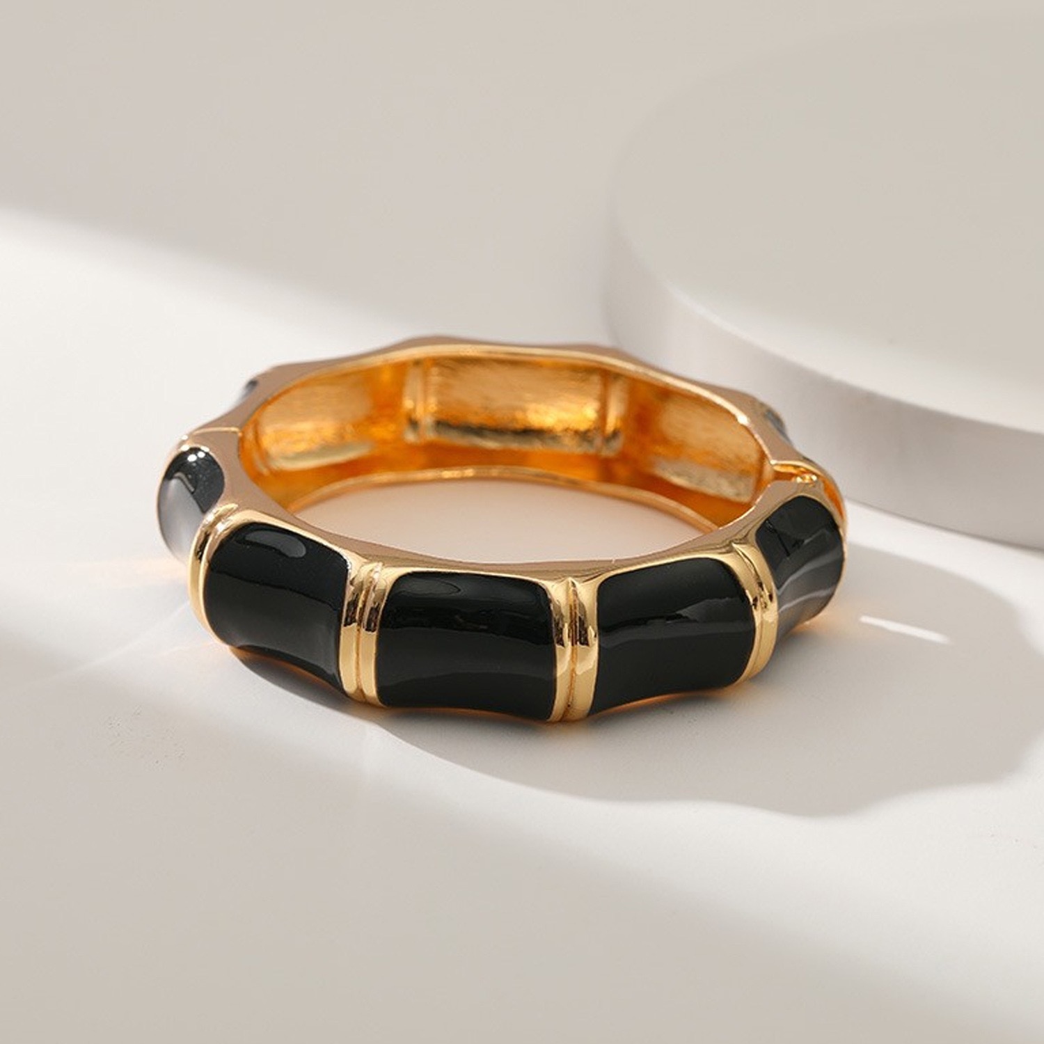 65g Weight Bangle Classification Alloy Chain Material 1 Piece Quantity Casual, Daily Occasion Alloy Material Solid Color Pattern Women's Gender Plating Design Elegant, Vintage Style Style Coffee, Gold Color Elegant Vintage Style Solid Color Alloy Wholesale Bangles 3