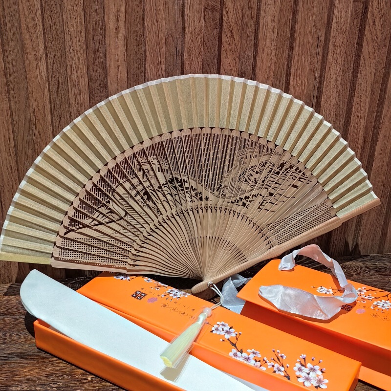 【卸売注文】庭園をテーマにしたギフトボックス入り竹彫りギフト扇子中国扇子古代風扇子|undefined