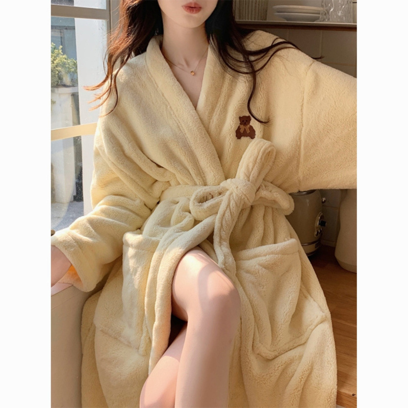 나이트 가운 여성의 2023 겨울 산호 양털 두꺼운 잠옷 여자 플란넬 기모 겨울 테더 목욕 가운 홈 옷