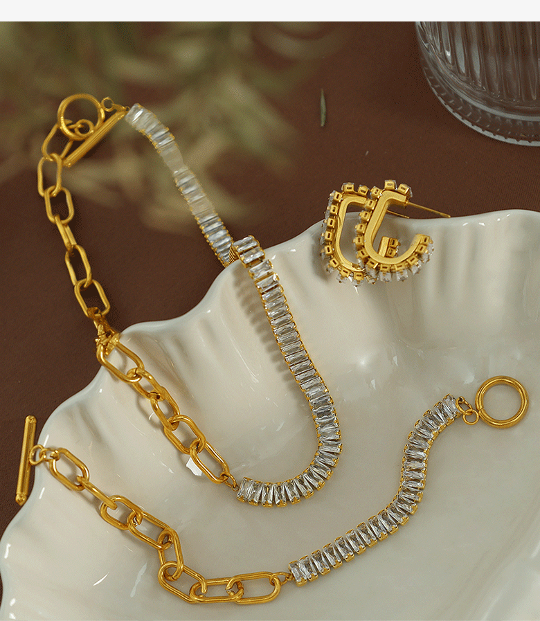 Acier Au Titane À La Française Style Moderne Placage Incruster Forme C Géométrique Zircon Bracelets Des Boucles D'Oreilles Collier display picture 5