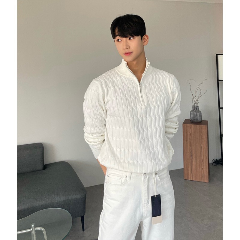 Half-height zipper men's high-end casual crew neck long sleeve knit sweater stylish and versatile white coat
