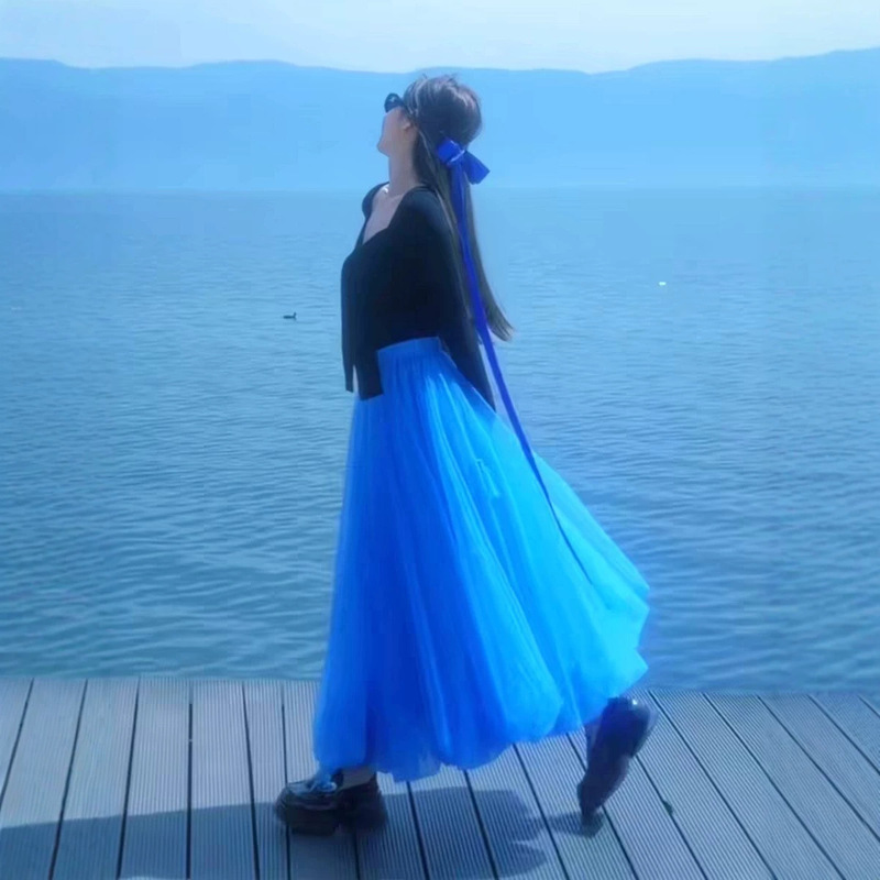 Klein Blue Loose-Fitting Large Hem Mesh Tutu Skirt for Spring and Summer, Artistic Student Outfit, Floral Half-Skirt for Women Klein Blue Loose-Fitting Large Hem Mesh Tutu Skirt for Spring and Summer, Artistic Student Outfit, Floral Half-Skirt for Women
