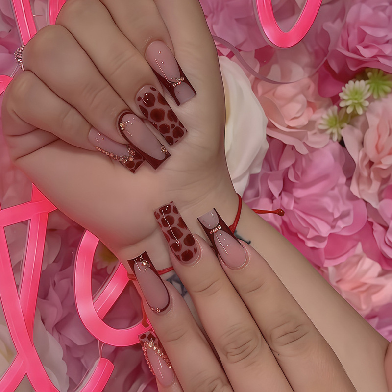 Cross-Border Hot-Selling Pure Desire Leopard Print Rhinestone Design Wearable Nails, Fashionable French Stripe 3D Gold Rhinestone Sweet Cool Nails