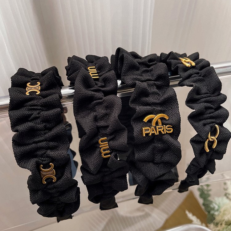 Tiara preta com presilha de cabelo com um toque sofisticado para meninas, apresentando um borda larga plissada e design de coroa alta, novo estilo para sair.