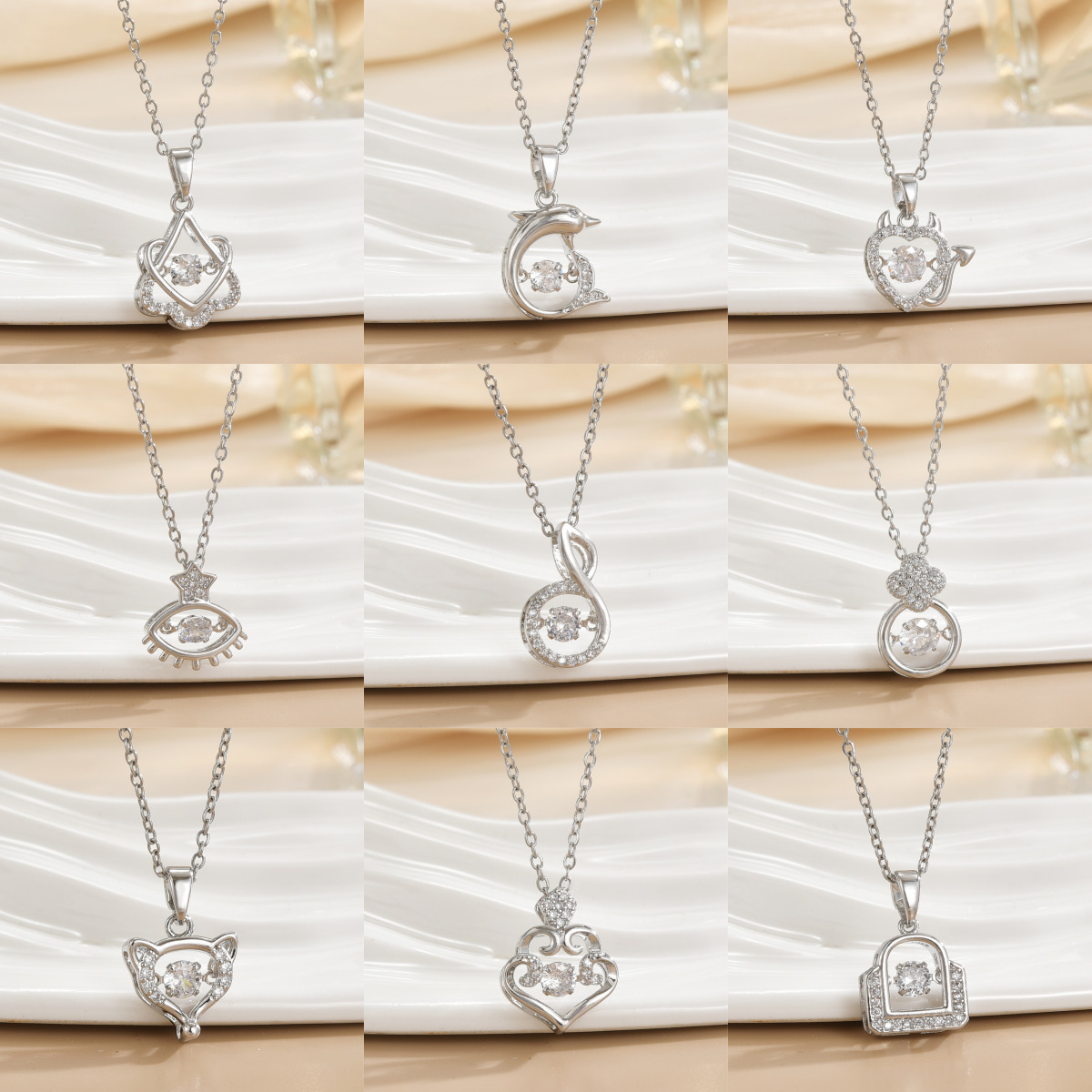 Elegant Four-leaf Clover Pendant Necklace For Women Geometric Design_voghion.com