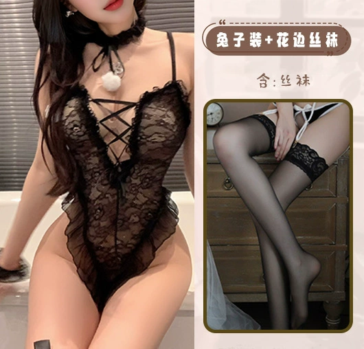 Black rabbit girl+stockings