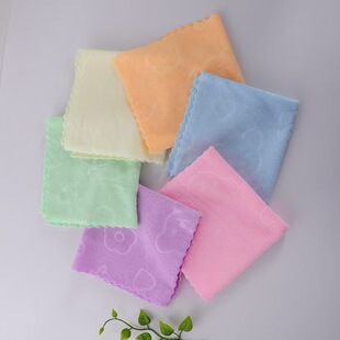 Microfiber Embossed Lace Bear Dishwashing Square Towel Soft Absorbent Lint-Free Kidsren's Household Handkerchief Small Towel