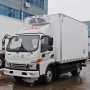 东风双轮冷冻肉钩冷藏车