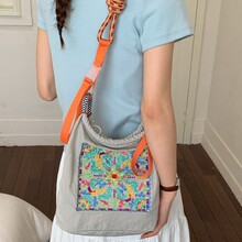 波西米亚风彩绣涂鸦艺术美学抽绳手拎包少女通勤休闲日常百搭挎包