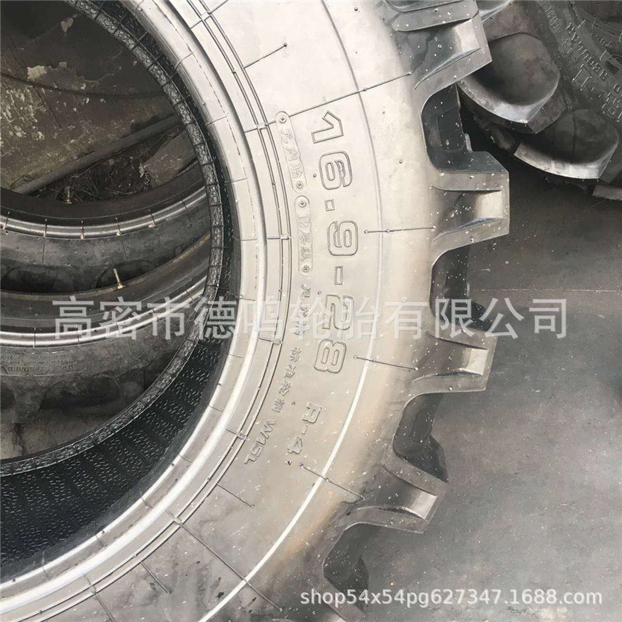 Suministro de maquinaria de construcción de neumáticos 16.9-28 neumático ocupado 12,5/80-18