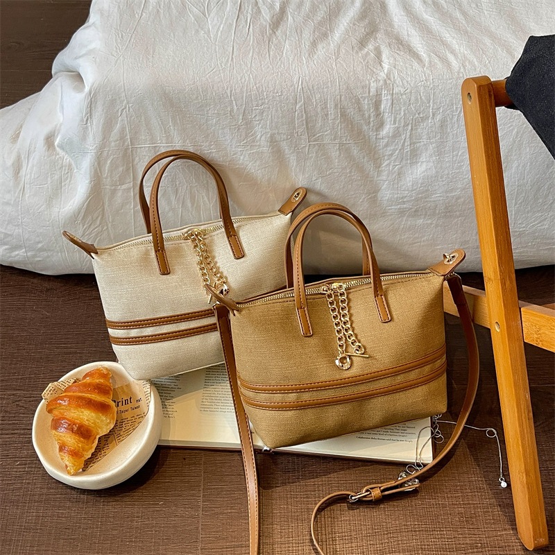 Bolsa de lona popular para mujeres coreanas nuevo estilo de viaje retro estilo exterior ocio bolso de mano diario marrón medio
