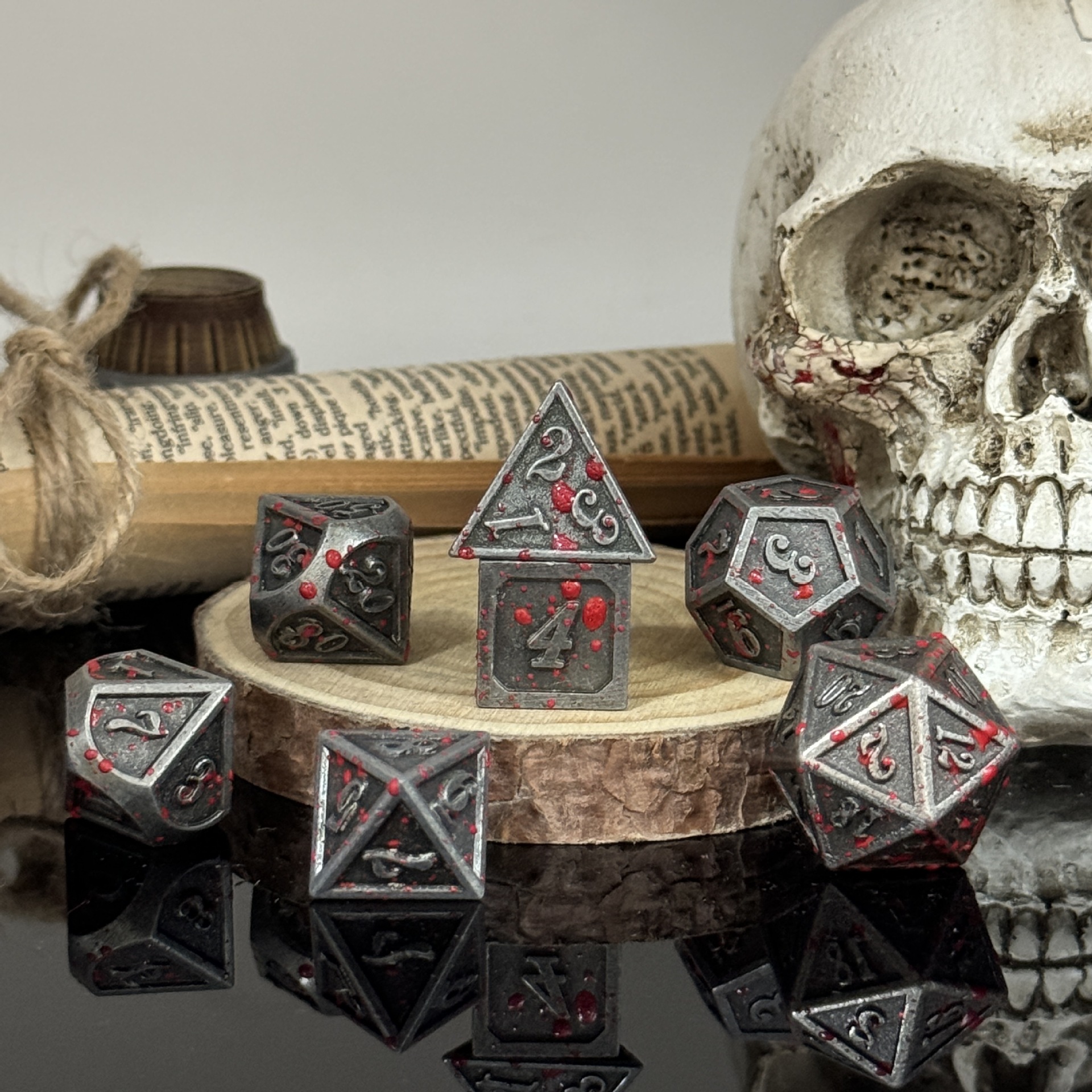 Dados de metal dnd dragón y mazmorras juego de mesa juego de dados sólidos trpg running ground poliedro cromado