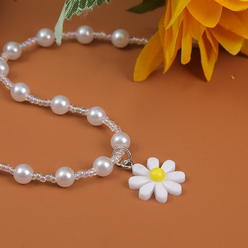 Großhandel Schmuck Handgemachte Perlenblume Anhänger Halskette Nihaojewelry display picture 6