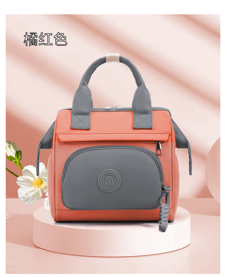 A portable small bag for women, a light backpack for shopping and commuting, fashionable Oxford fabric, a backpack for strolling kids, a mommy bag, a baby bag undefined