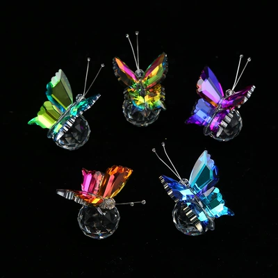 Luxury Crystal Butterfly Desktop Ornament, Iridescent Gradient Faceted Crystal Ball for Car and Home Decoration, Birthday Gift
