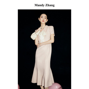 MandyZhang&ldquo;�S�����������&rdquo;S�ͼ��WС���L�~β�B��ȹŮ���Y��