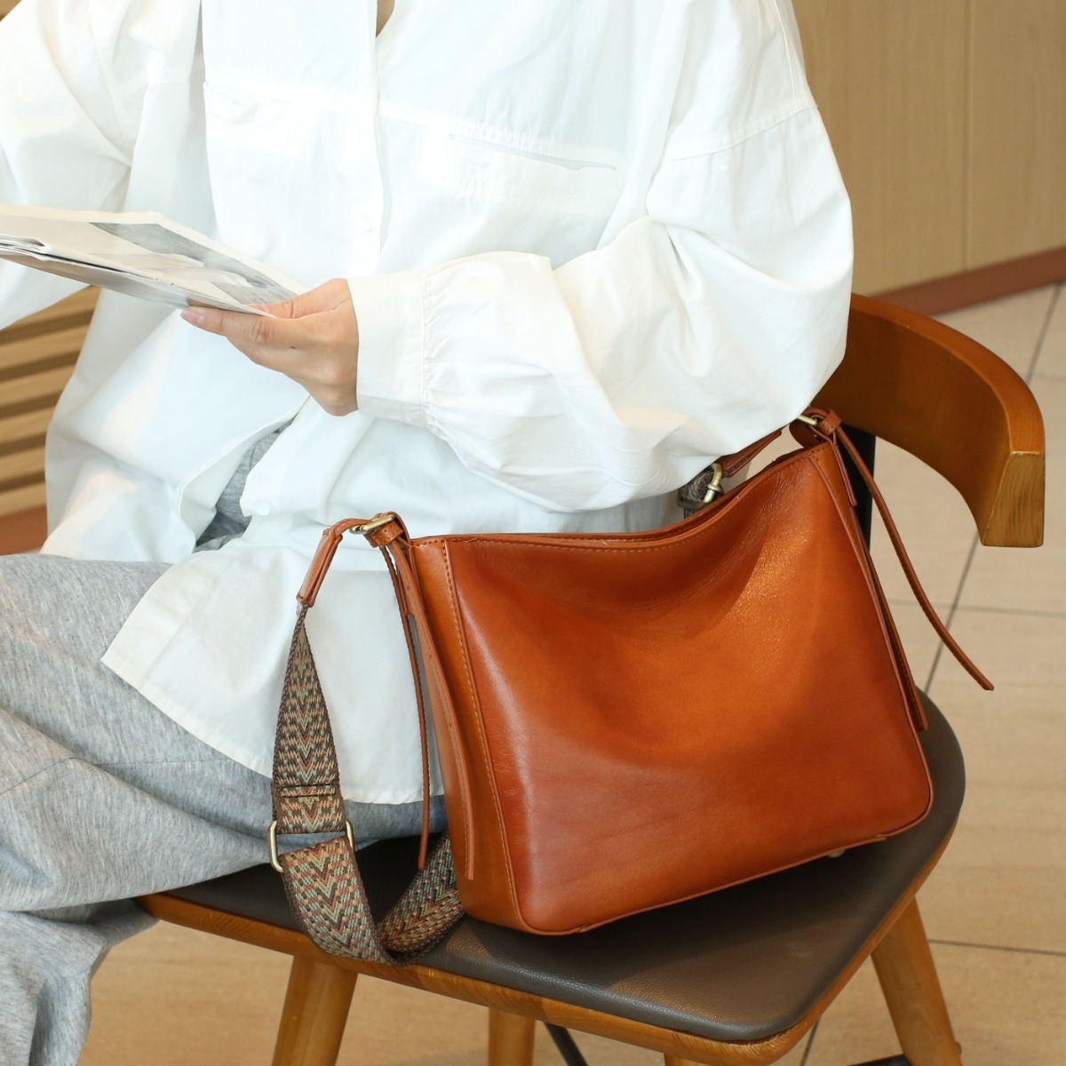 elegant retro classic leather bag strap