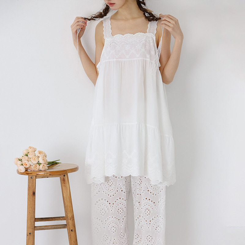Spring and Summer New Sweet Mori Women's Solid Color Cotton Embroidered Camisole Loose Casual All-match Long Base Top Spring and Summer New Sweet Mori Women's Solid Color Cotton Embroidered Camisole Loose Casual All-match Long Base Top