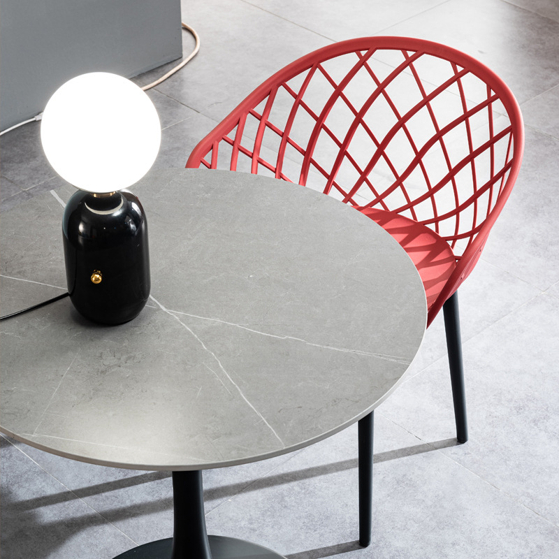 Silla de plástico moderna nórdica, tienda de postres, silla de respaldo perezosa, silla de comedor hueca de restaurante occidental, silla de exterior