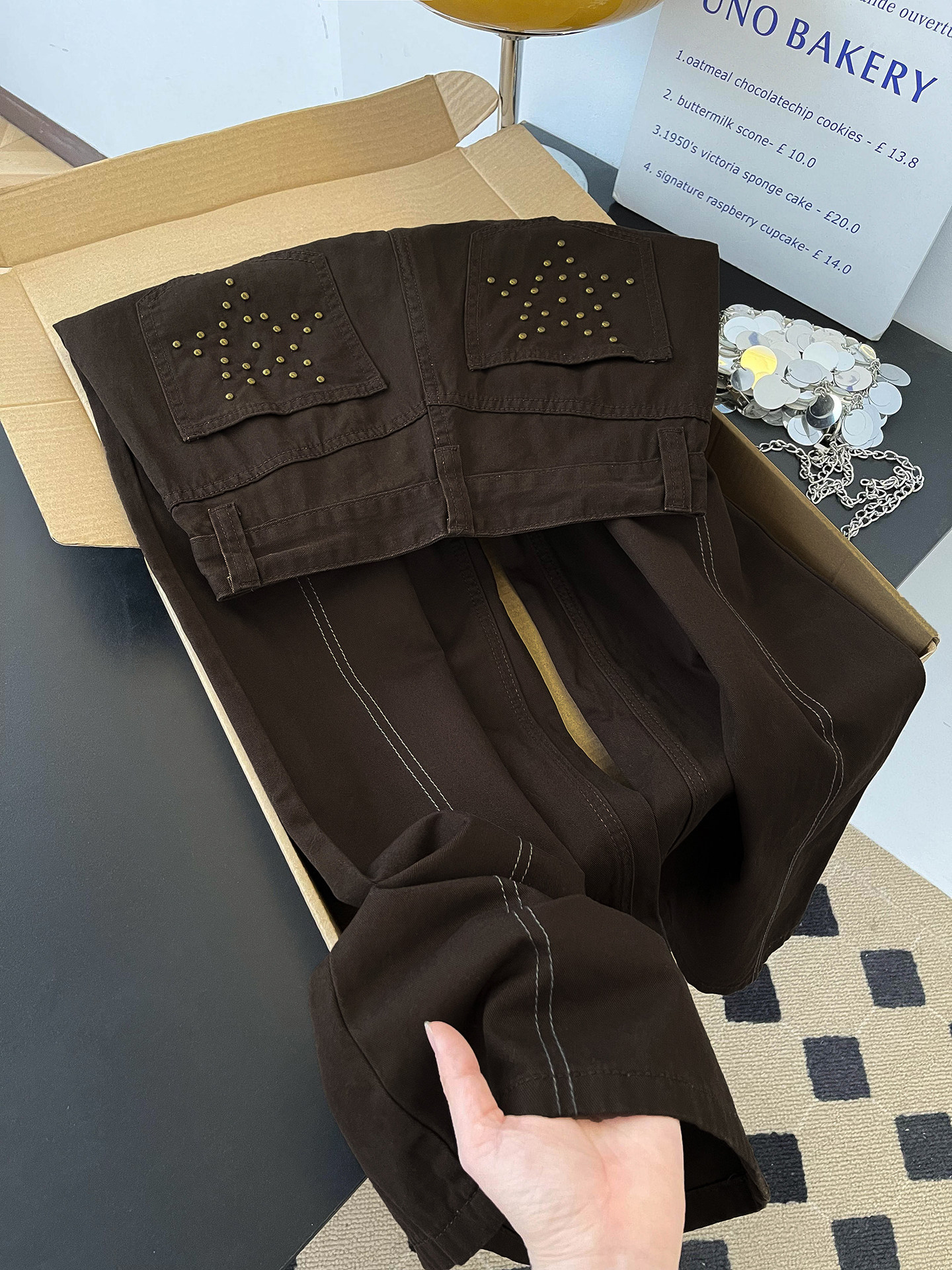Women's High-Waisted Slimming Wide Leg Trousers Brown Rhinestone Patchwork Casual Denim Jeans Pocket Detail Retro American Style Spring Fashion_ecoleips.com