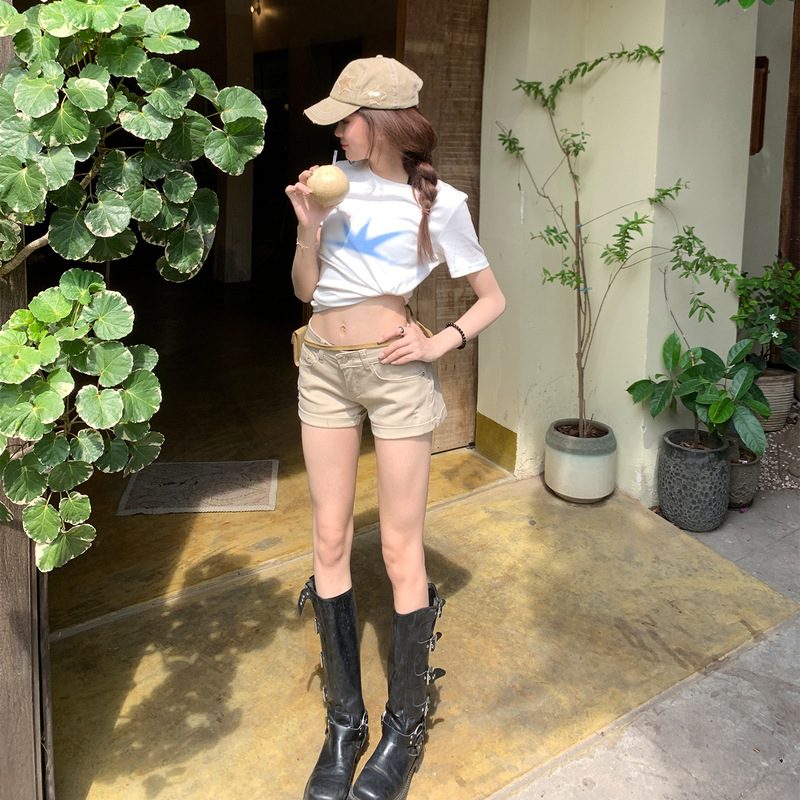 【Jin Yin】New Arrivals for Summer|Practical Items|Refreshing and Versatile Everyday Wear, Slimming and Stylish Denim Shorts 【Jin Yin】New Arrivals for Summer|Practical Items|Refreshing and Versatile Everyday Wear, Slimming and Stylish Denim Shorts