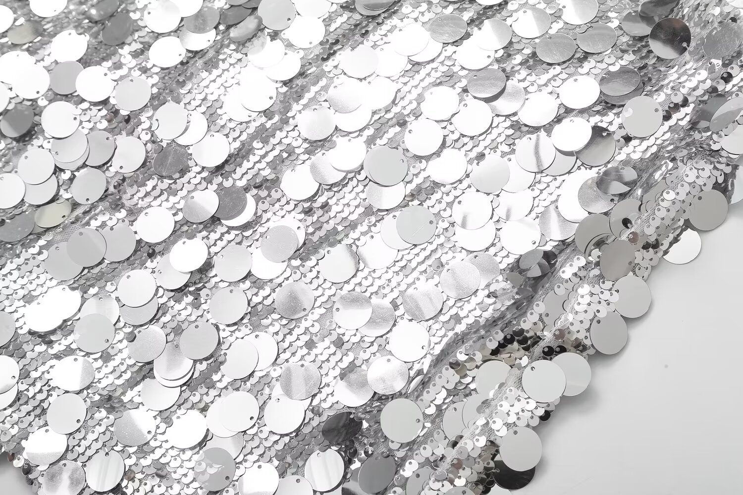 2024 Printemps Nouveau Produit Vêtements Pour Femmes Style Léger Mature Taille Haute Paillettes Mini Jupe Courte w017 A336_voghion.com