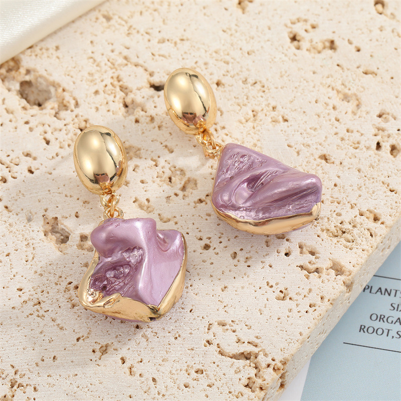 Bohemian Unique Exaggerated Irregular Resin Earrings Candy Color Natural Stone Imitated Earrings Cross-border Sold Jewelry display picture 4