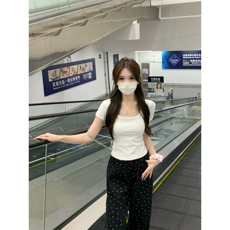 Женская футболка из чистого хлопка с короткими рукавами и правым плечом, лето 2025, новая женская эластичная рубашка с квадратным воротником и тонким низом, топ