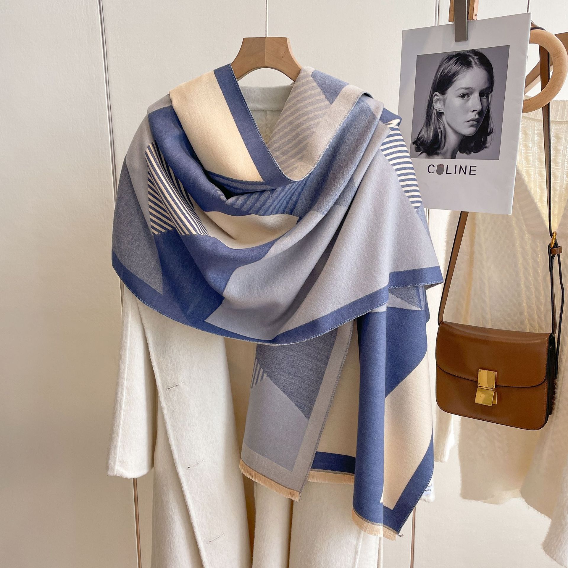 2023 estilo coreano bufanda a rayas geométricas invierno de las Mujeres Nuevo chal engrosado cálido bufanda de Cachemira de estudiante de doble uso